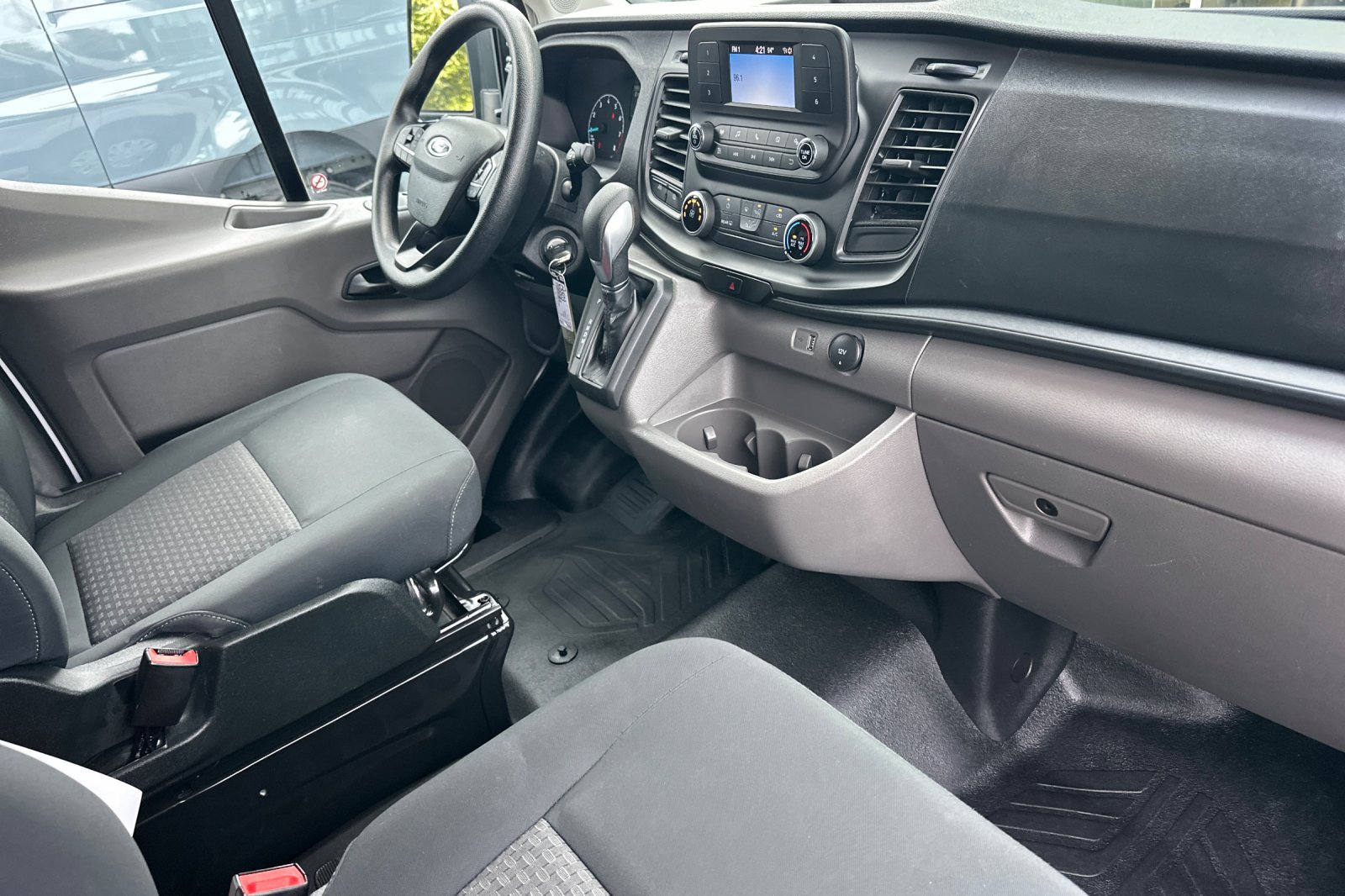 Used 2025 Ford Transit 250 Low Roof w/ Exterior Upgrade Package RWD image 15