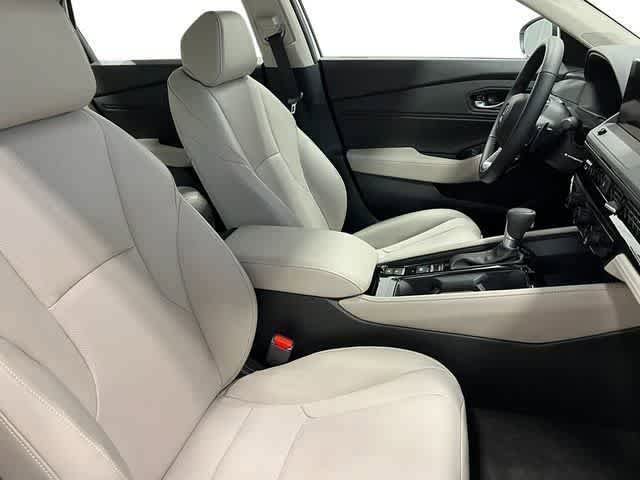 Certified 2025 Honda Accord Touring image 32