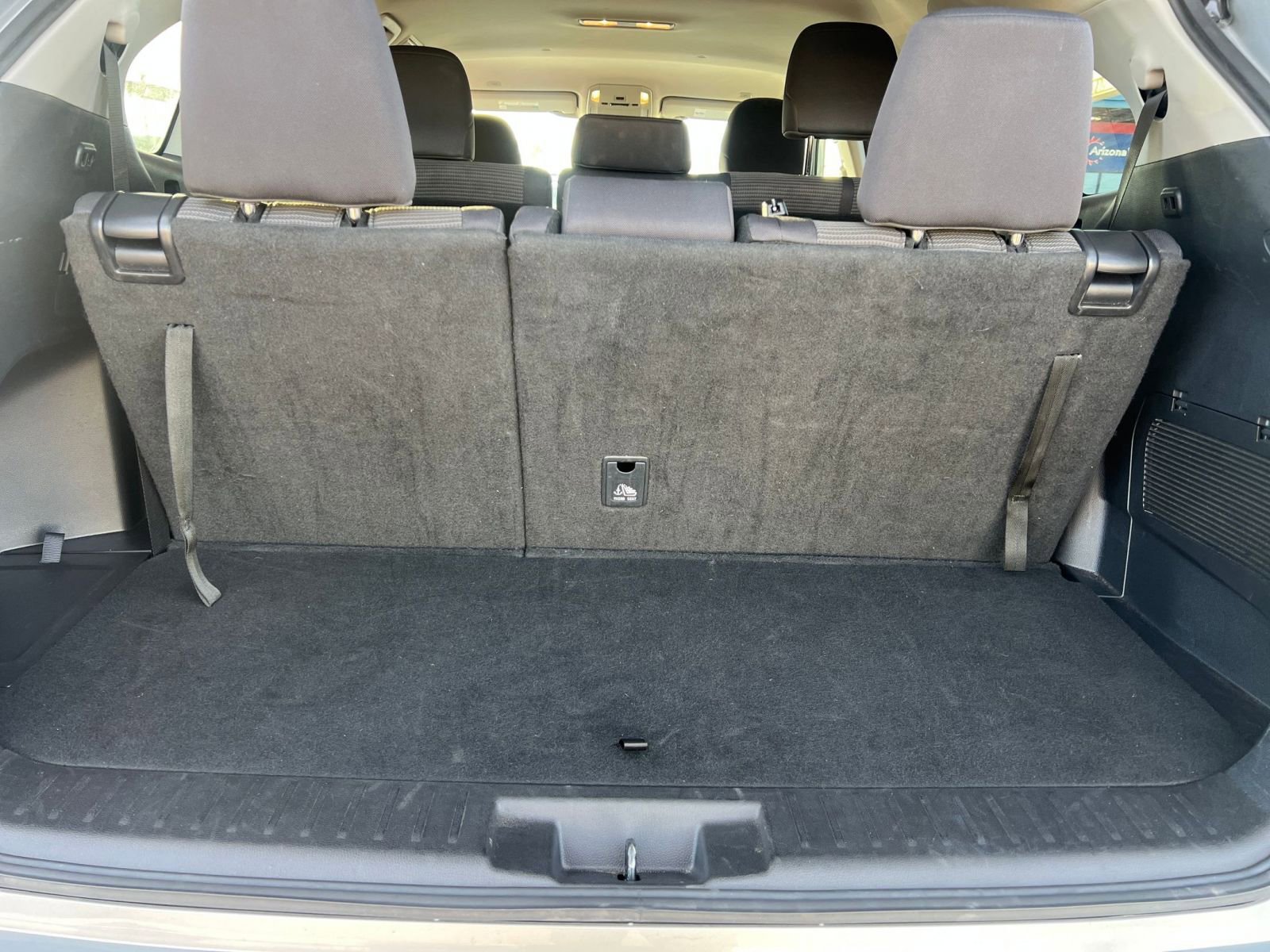 Used 2025 Toyota Highlander LE image 33