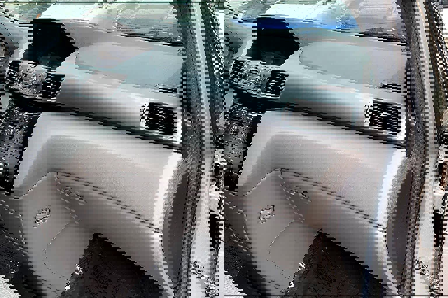 Used 2013 Honda Odyssey EX image 18