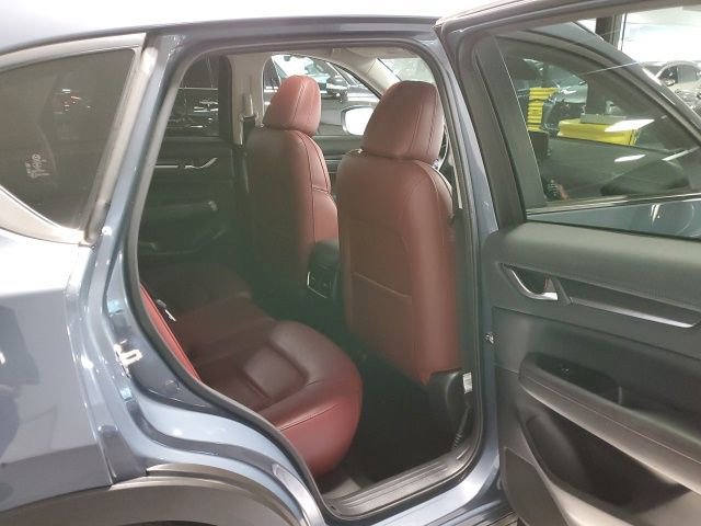 Used 2023 MAZDA CX-5 Carbon Edition image 24