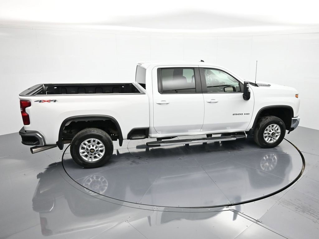 Used 2024 Chevrolet Silverado 2500 LT image 32
