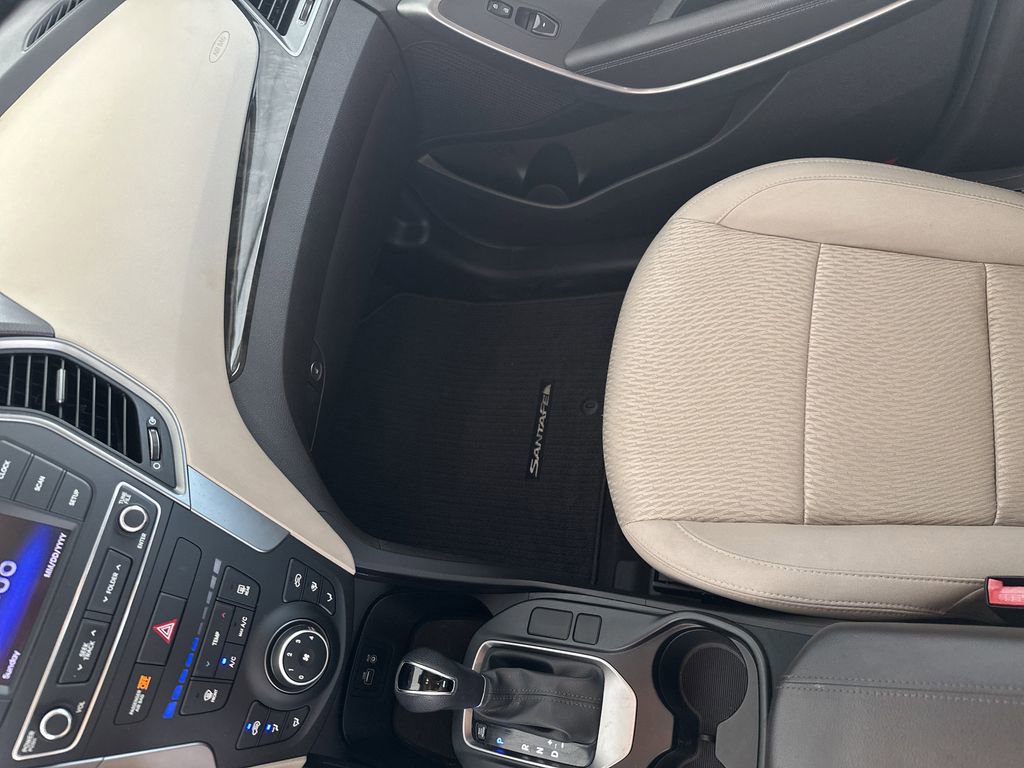 Used 2018 Hyundai Santa Fe Sport FWD image 24