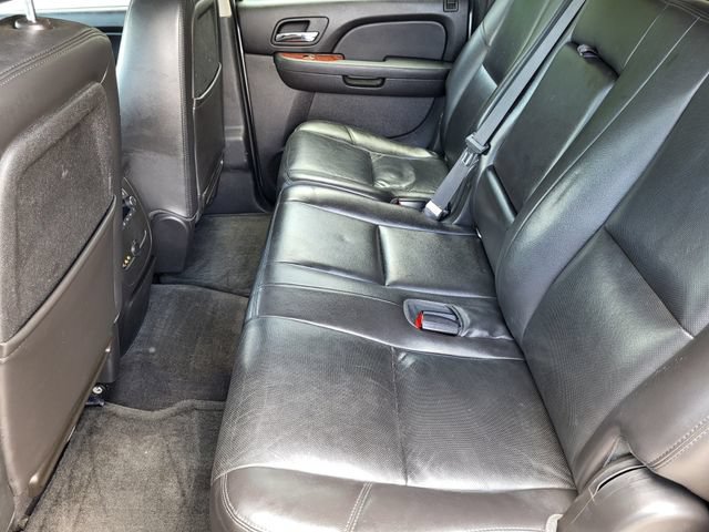 Used 2012 GMC Yukon XL SLT w/ SLT-2 Equipment Package AWD/4WD image 25