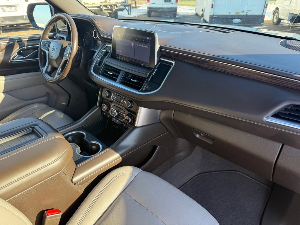 Used 2021 Chevrolet Tahoe Z71 w/ Z71 Signature Package image 12