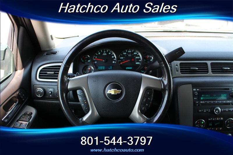 Used 2012 Chevrolet Suburban LT AWD/4WD image 27