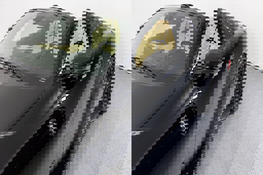 Certified 2021 Ferrari 812 GTS image 18