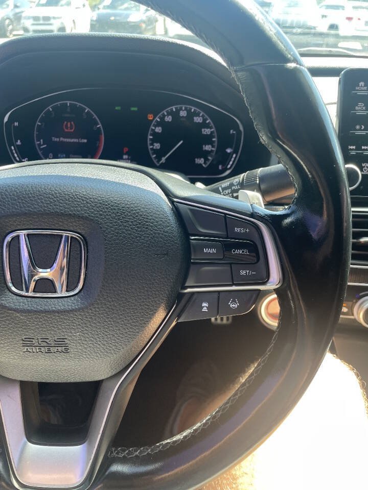 Used 2018 Honda Accord Sport image 25
