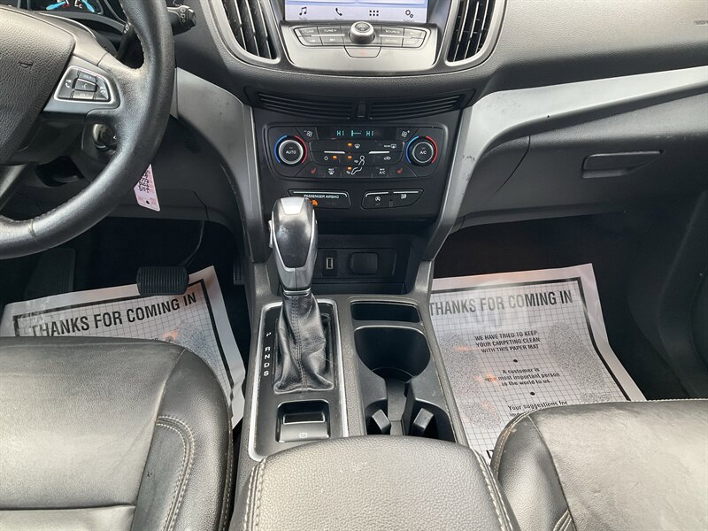 Used 2018 Ford Escape SEL image 16