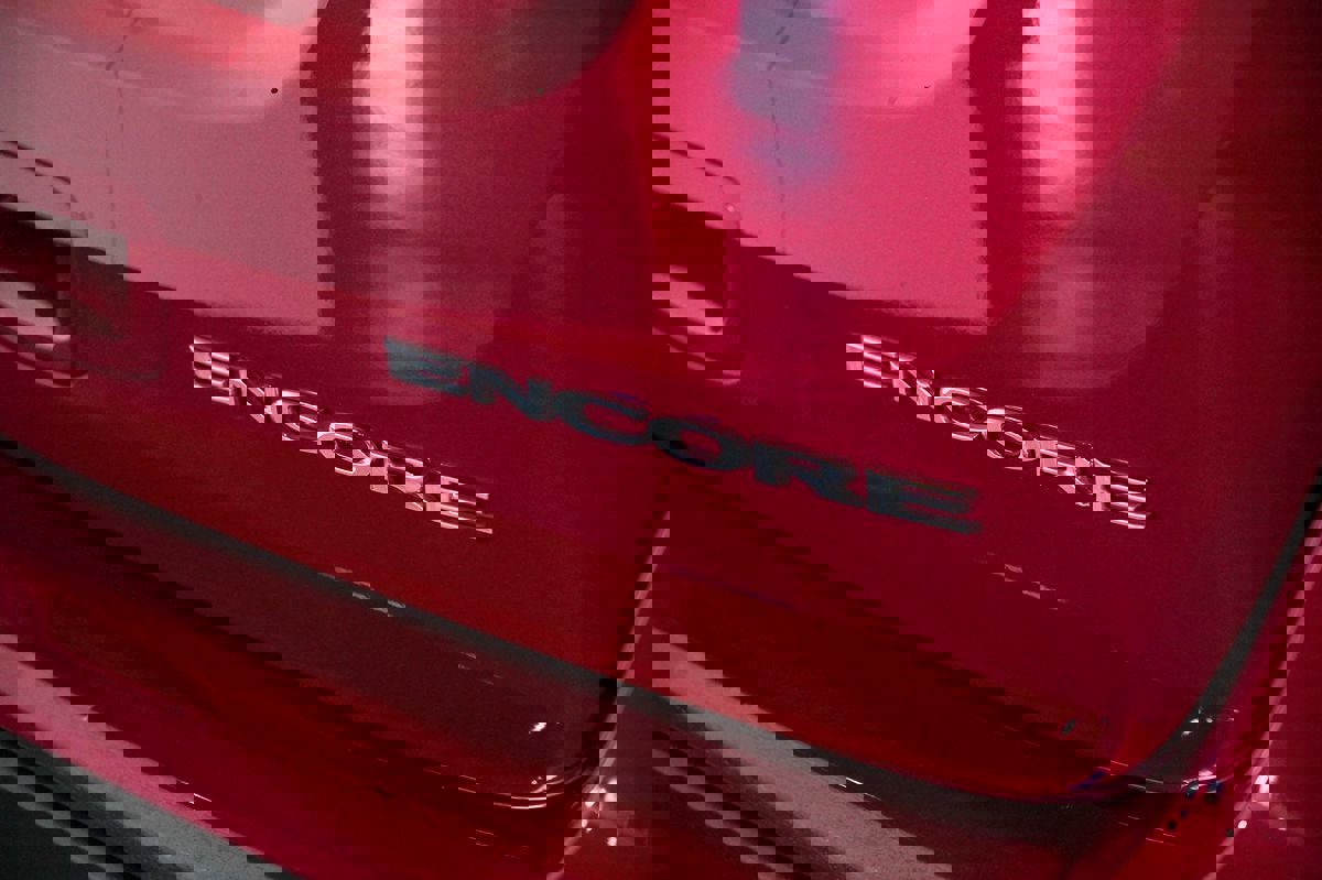 Used 2017 Buick Encore Preferred FWD image 11