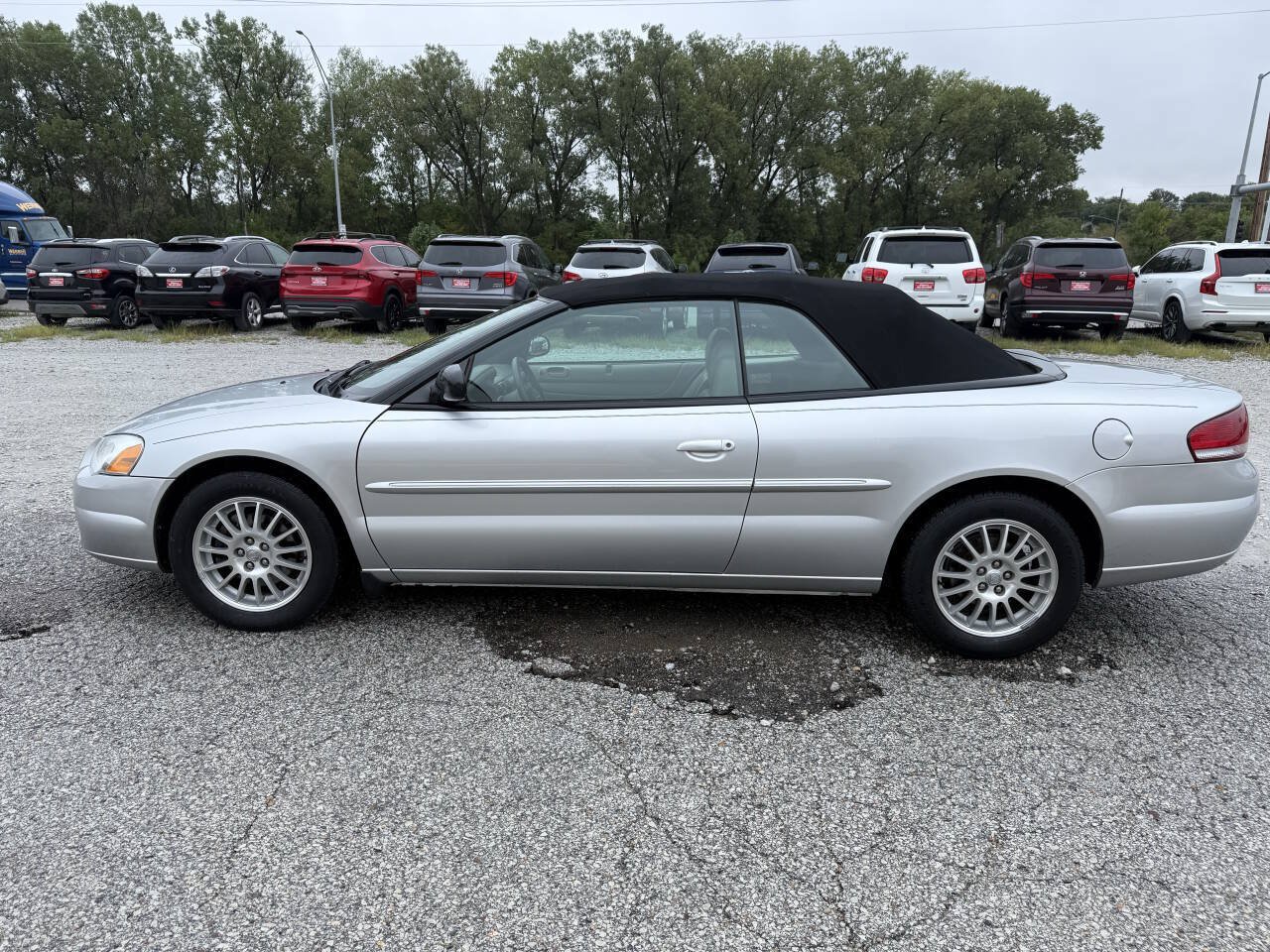 Used 2006 Chrysler Sebring Touring FWD image 6