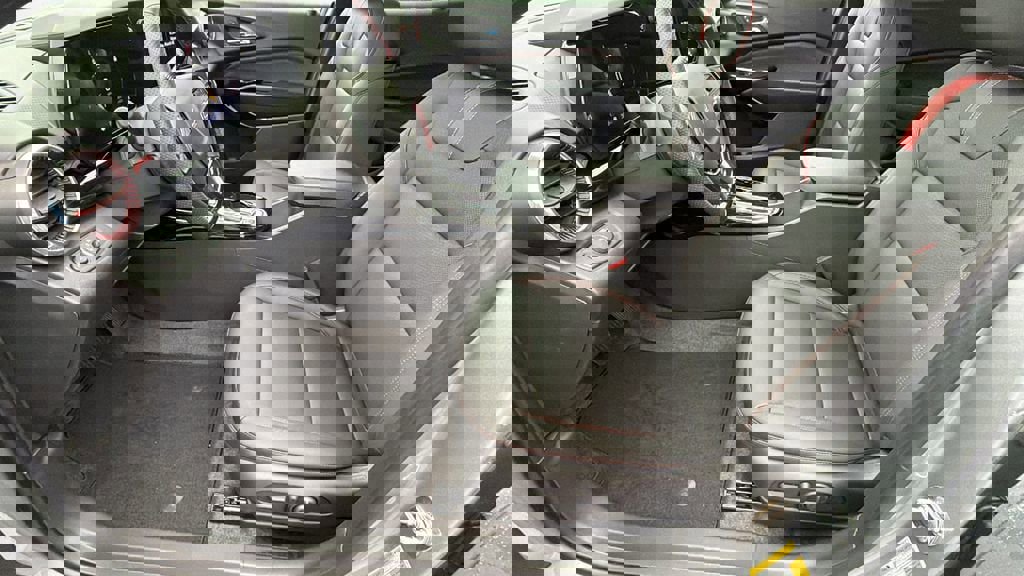 New 2026 Chevrolet Trax RS w/ Sunroof Package image 13