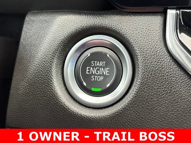Used 2025 Chevrolet Colorado Trail Boss AWD/4WD image 25