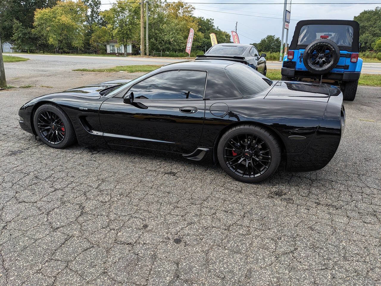 Used 2002 Chevrolet Corvette Z06 image 2