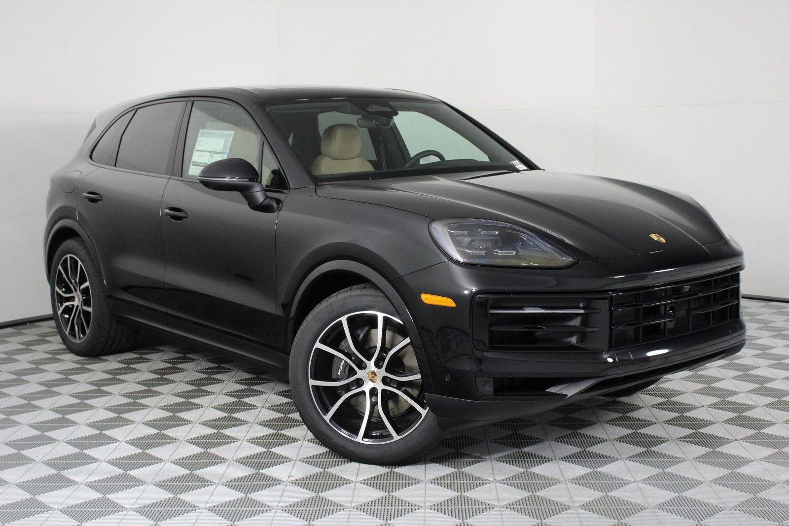 New 2026 Porsche Cayenne AWD/4WD image 9