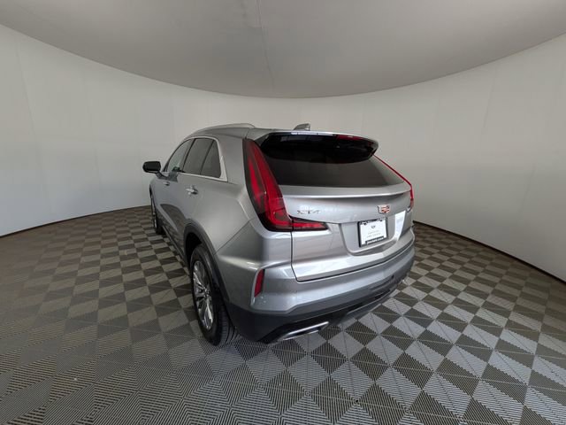 Used 2025 Cadillac XT4 Premium Luxury FWD image 11