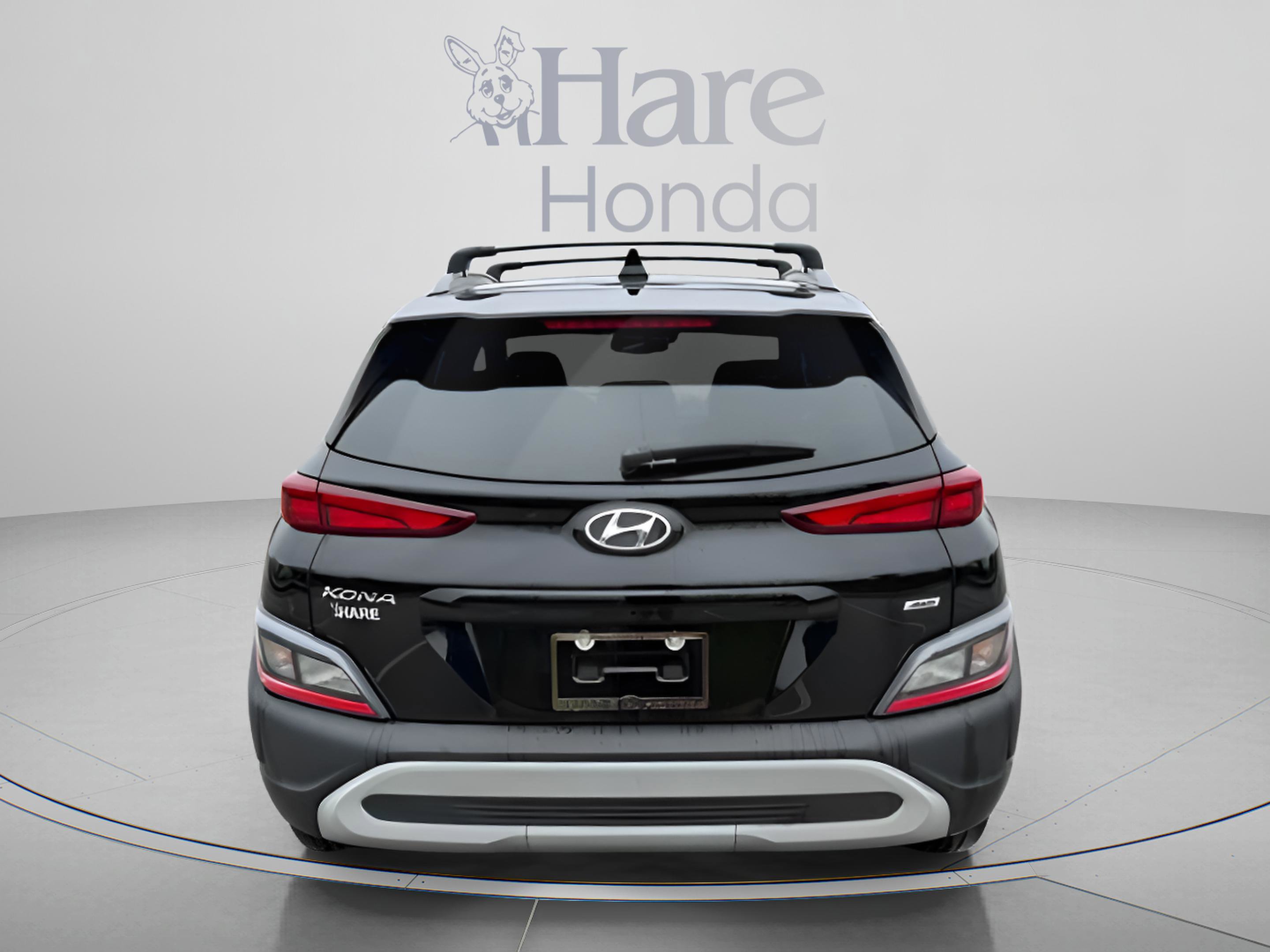 Used 2023 Hyundai Kona SEL AWD/4WD image 3