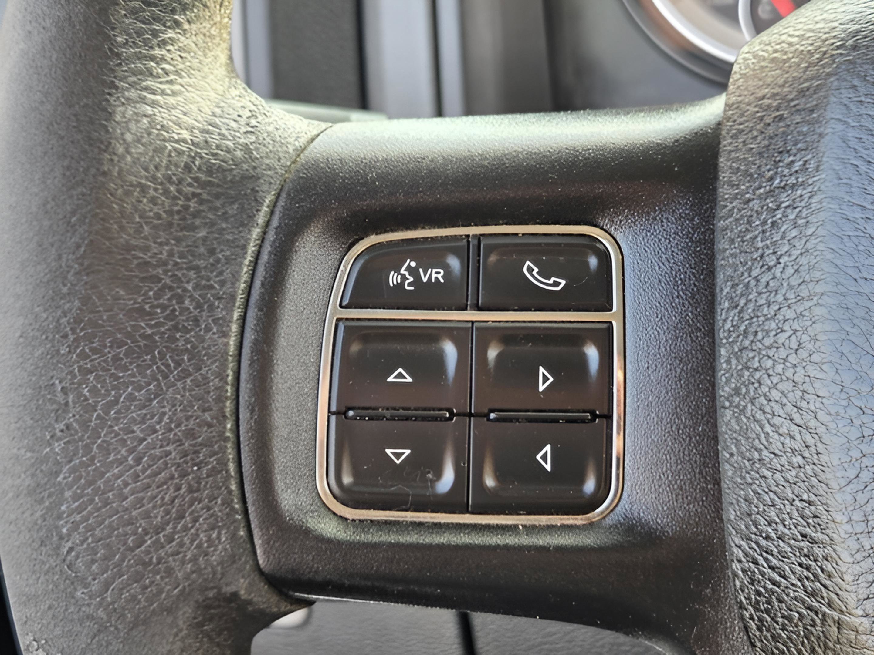 Used 2018 RAM 1500 Express image 24