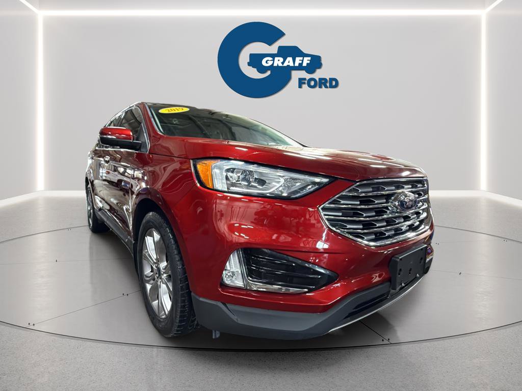 Used 2019 Ford Edge Titanium w/ Cold Weather Package image 2