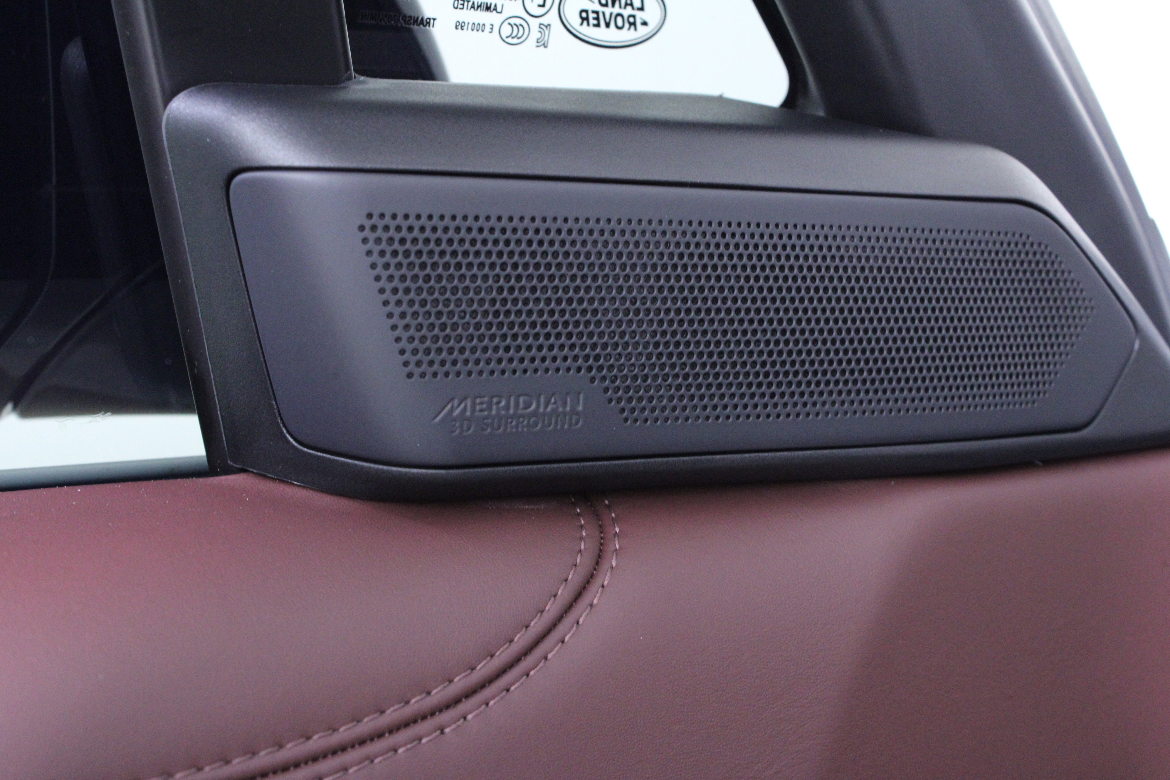 Used 2024 Land Rover Range Rover SE image 21