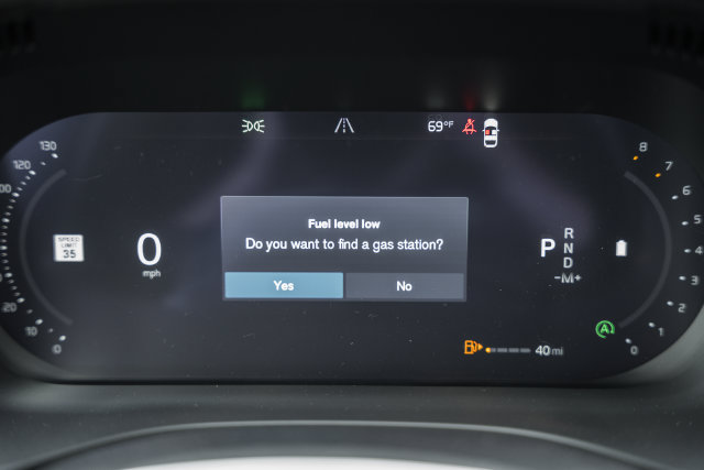 New 2027 Volvo XC60 B5 Plus AWD/4WD image 35