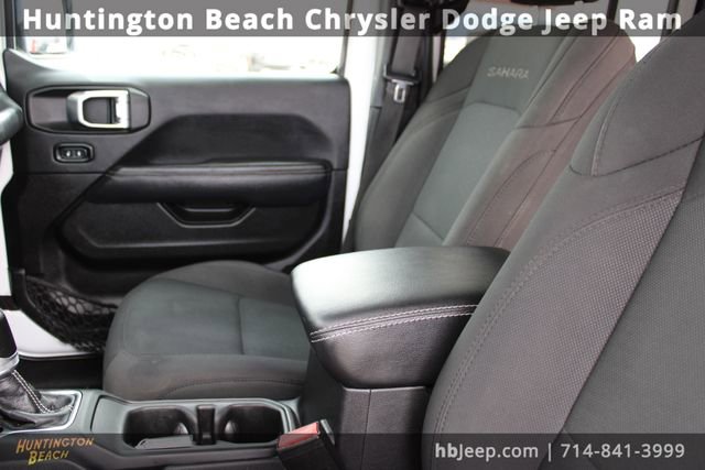 Used 2023 Jeep Wrangler Sahara image 31