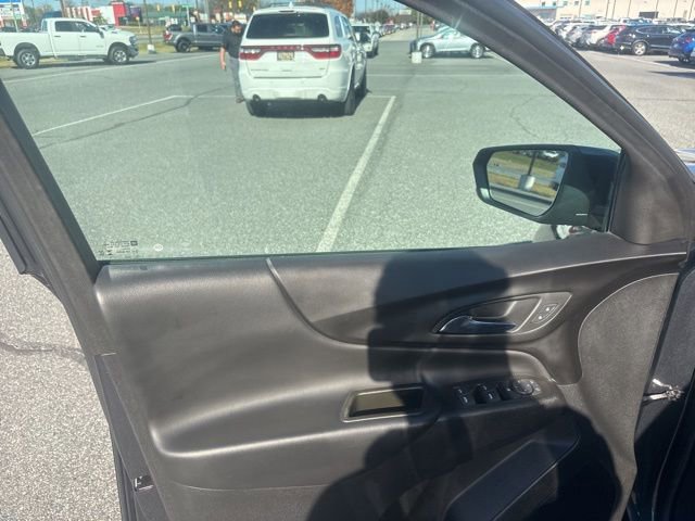 Used 2023 Chevrolet Equinox LT w/ LPO, Floor Liner Package image 11