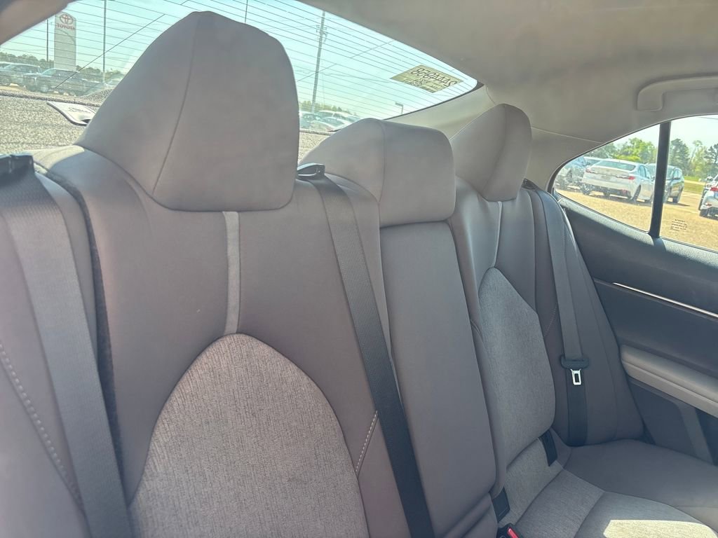 Used 2023 Toyota Camry LE image 25