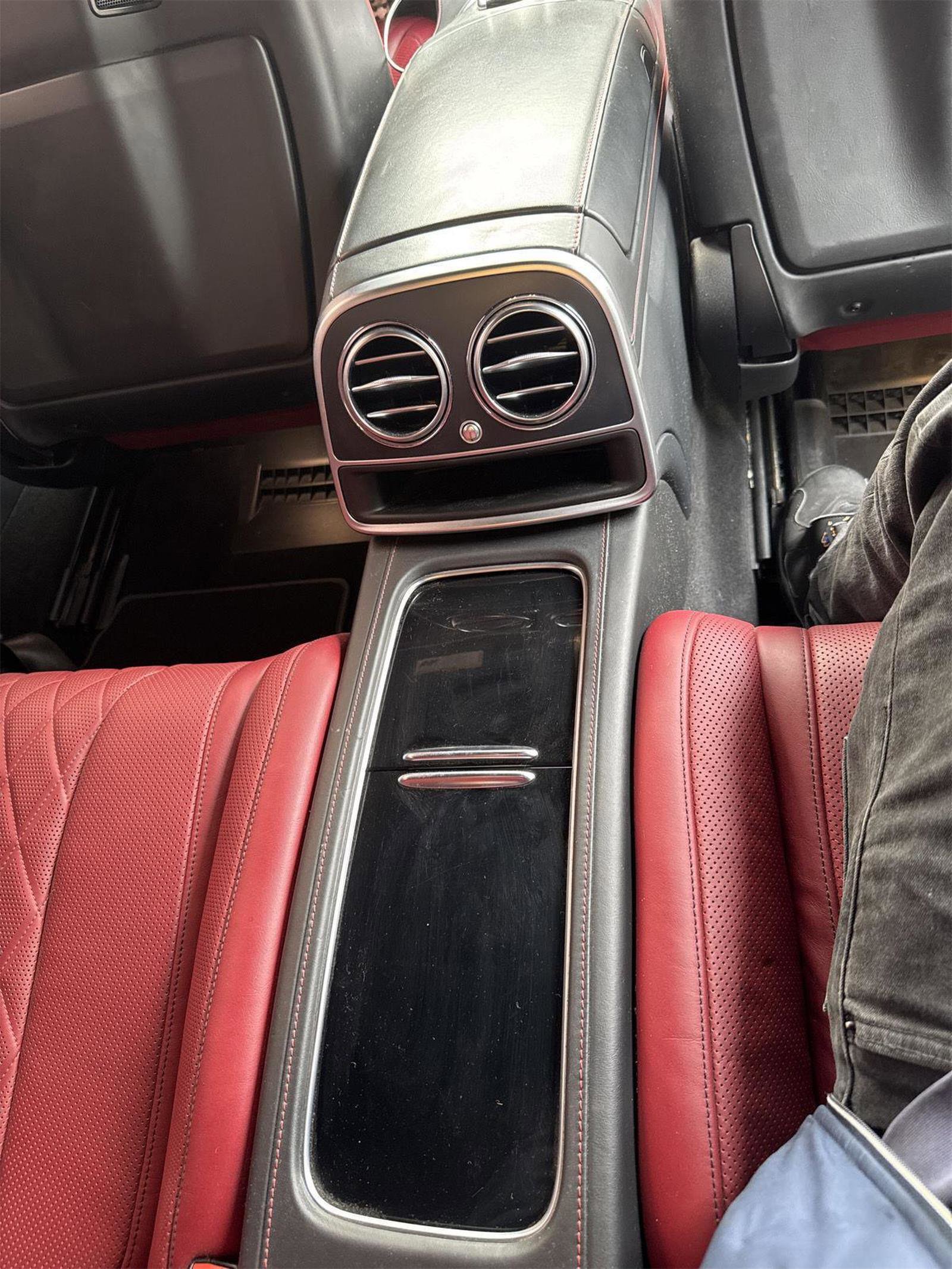 Used 2019 Mercedes-Benz S 560 4MATIC Coupe image 16