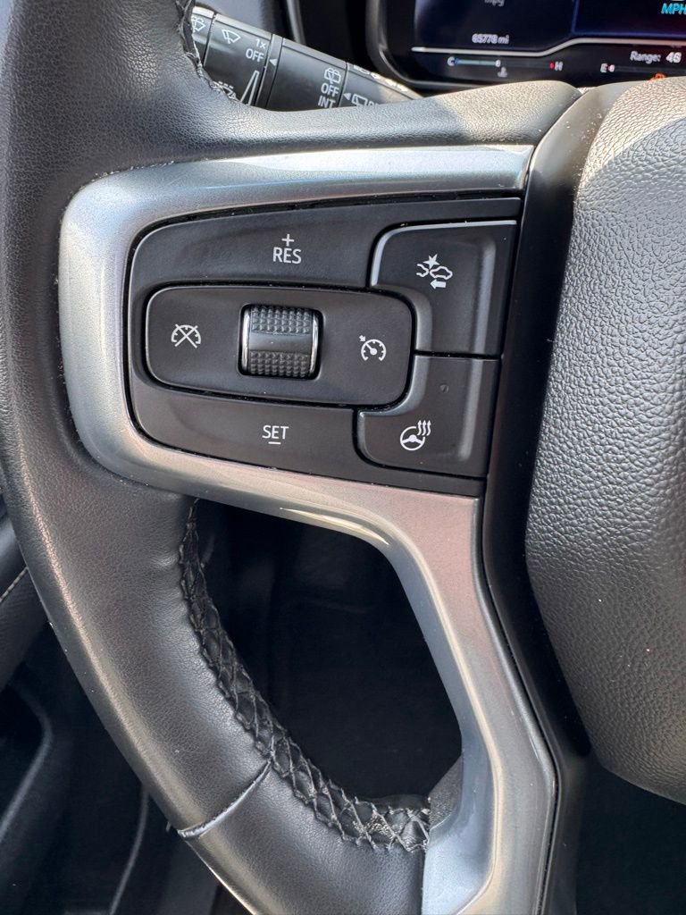 Used 2023 Chevrolet Suburban Premier AWD/4WD image 29