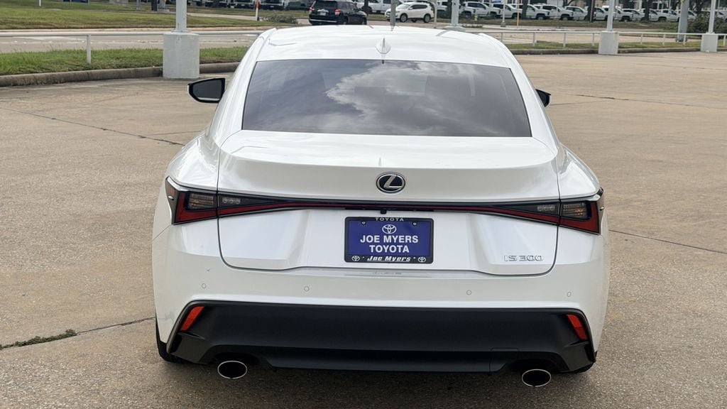 Used 2024 Lexus IS 300 w/ Comfort Package RWD image 8