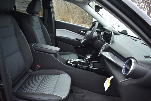 New 2026 Chevrolet Trax LT w/ LT Convenience Package image 13