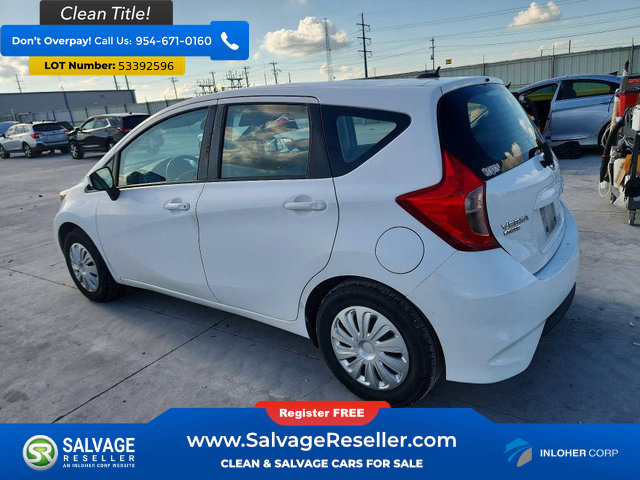 Used 2017 Nissan Versa Note SV FWD image 3