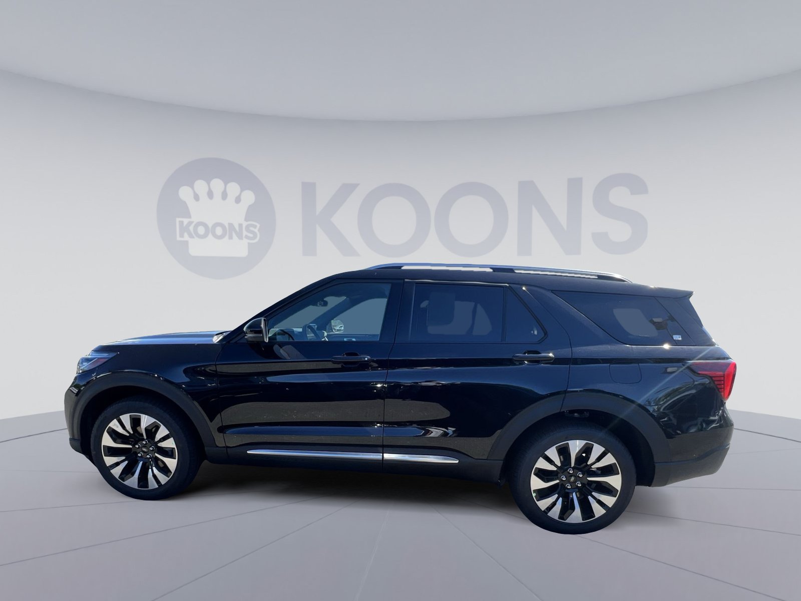 New 2026 Ford Explorer Platinum w/ LUX Leather Package AWD/4WD image 7