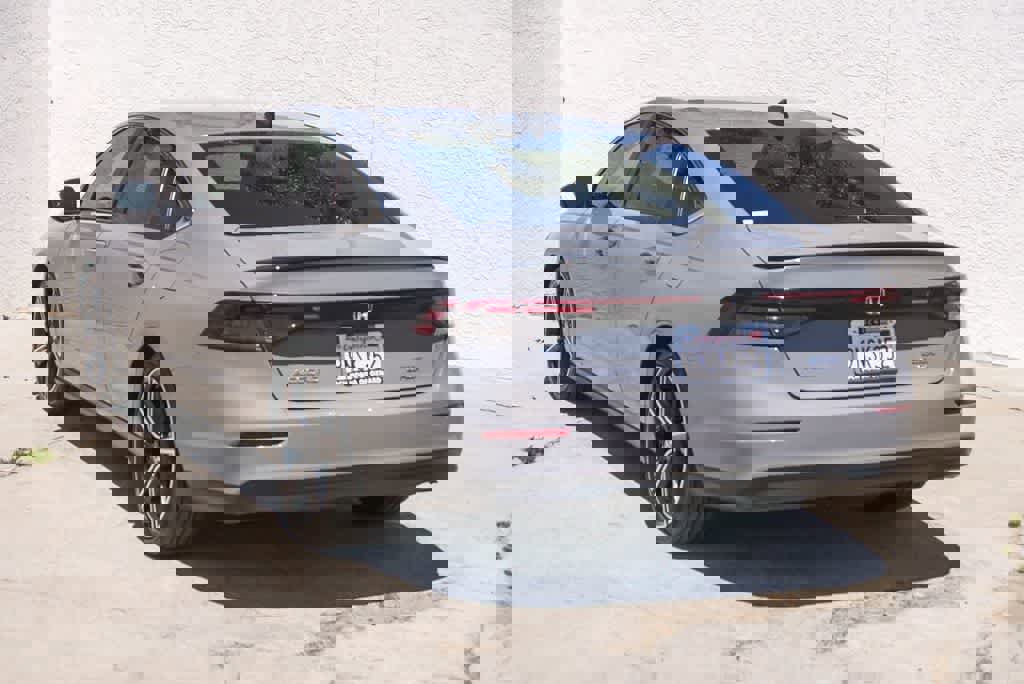 Used 2024 Honda Accord Sport image 9