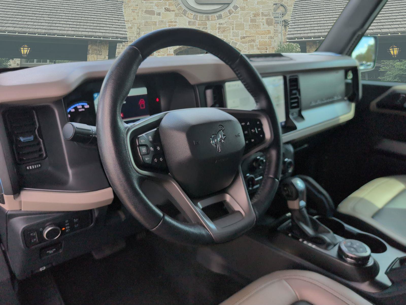 Used 2022 Ford Bronco Wildtrak AWD/4WD image 6