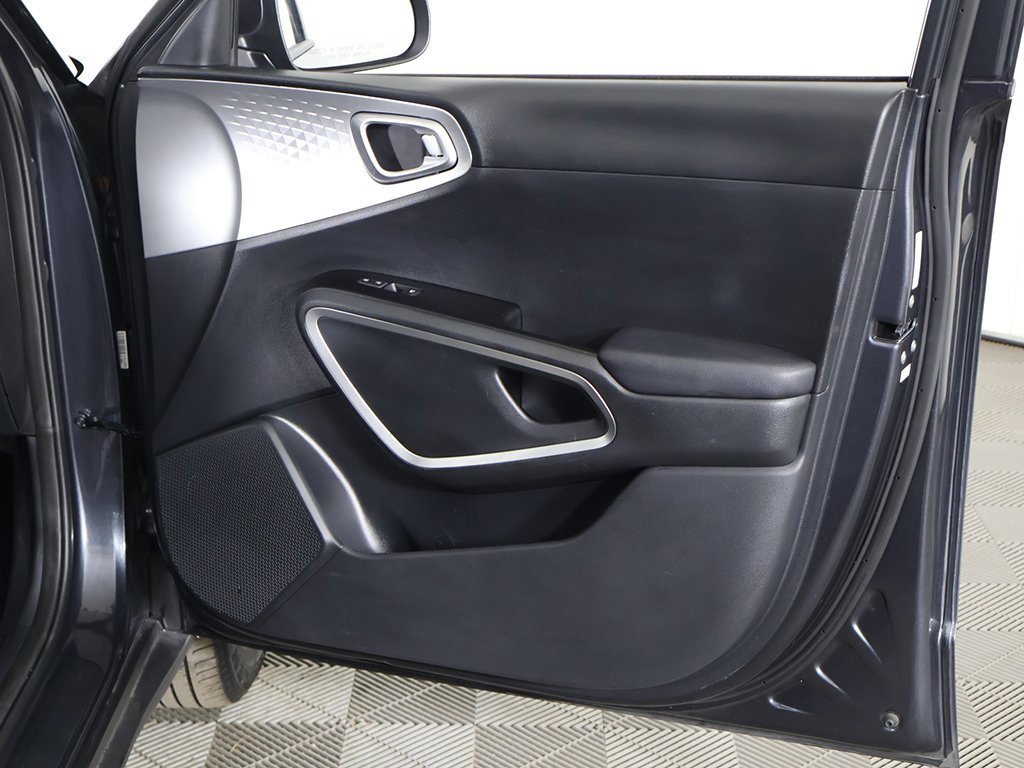 Used 2024 Kia Soul LX w/ Option Group 015 image 22