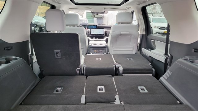 Used 2025 Ford Expedition Max Platinum image 76