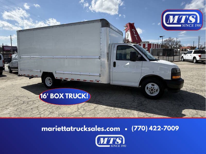 Used 2021 GMC Savana 3500 Extended w/ Power Convenience Package RWD image 1
