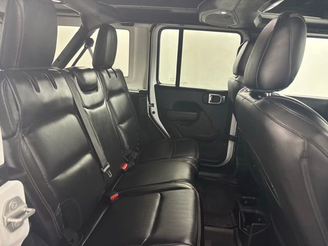 Used 2025 Jeep Wrangler Unlimited Sport AWD/4WD image 13