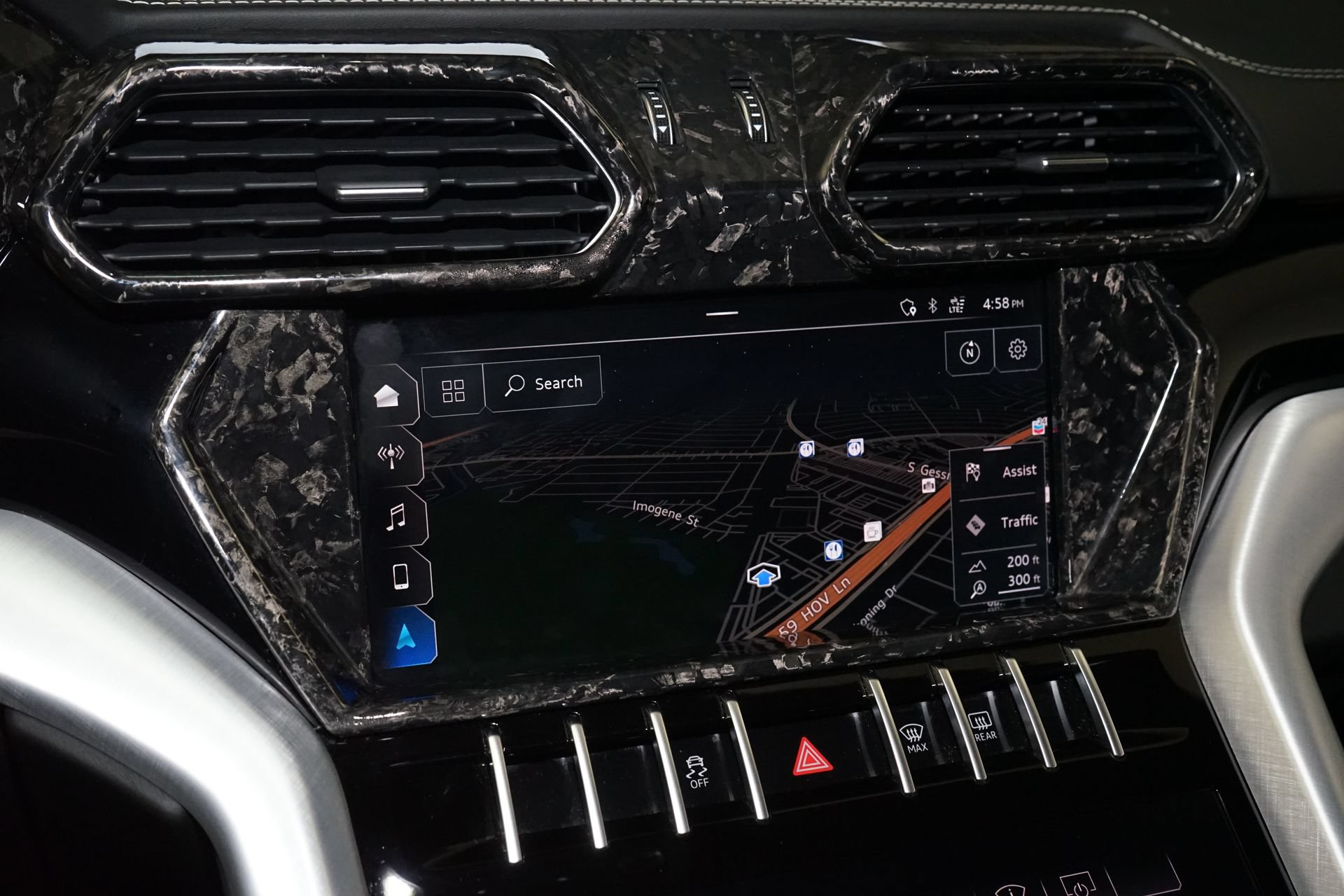 Used 2019 Lamborghini Urus AWD/4WD image 9