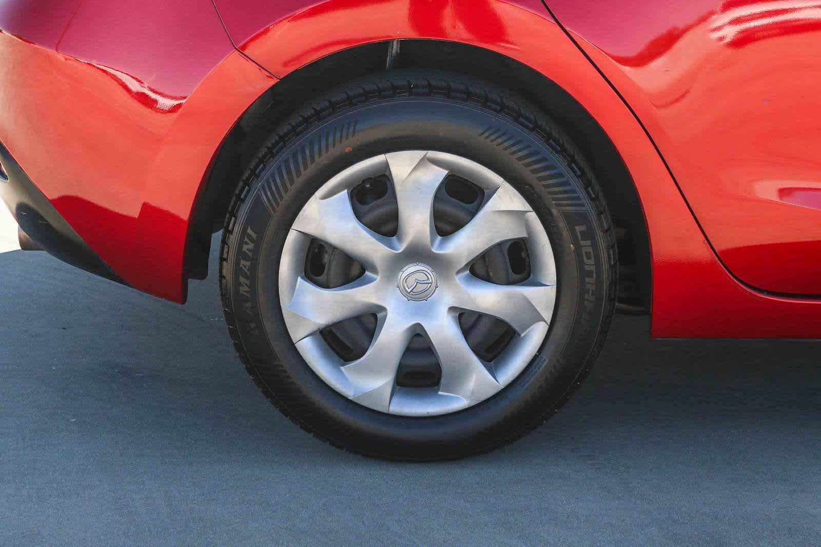 Used 2016 MAZDA MAZDA3 i Sport FWD image 10
