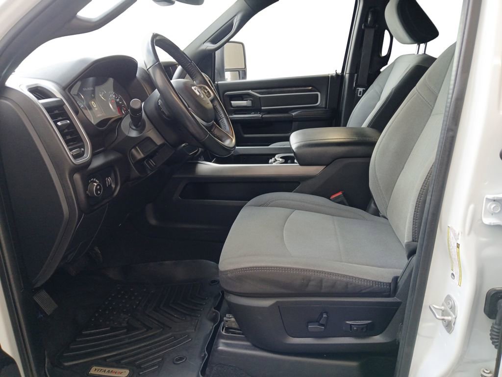 Used 2024 RAM 2500 Big Horn w/ Off Road Package AWD/4WD image 19
