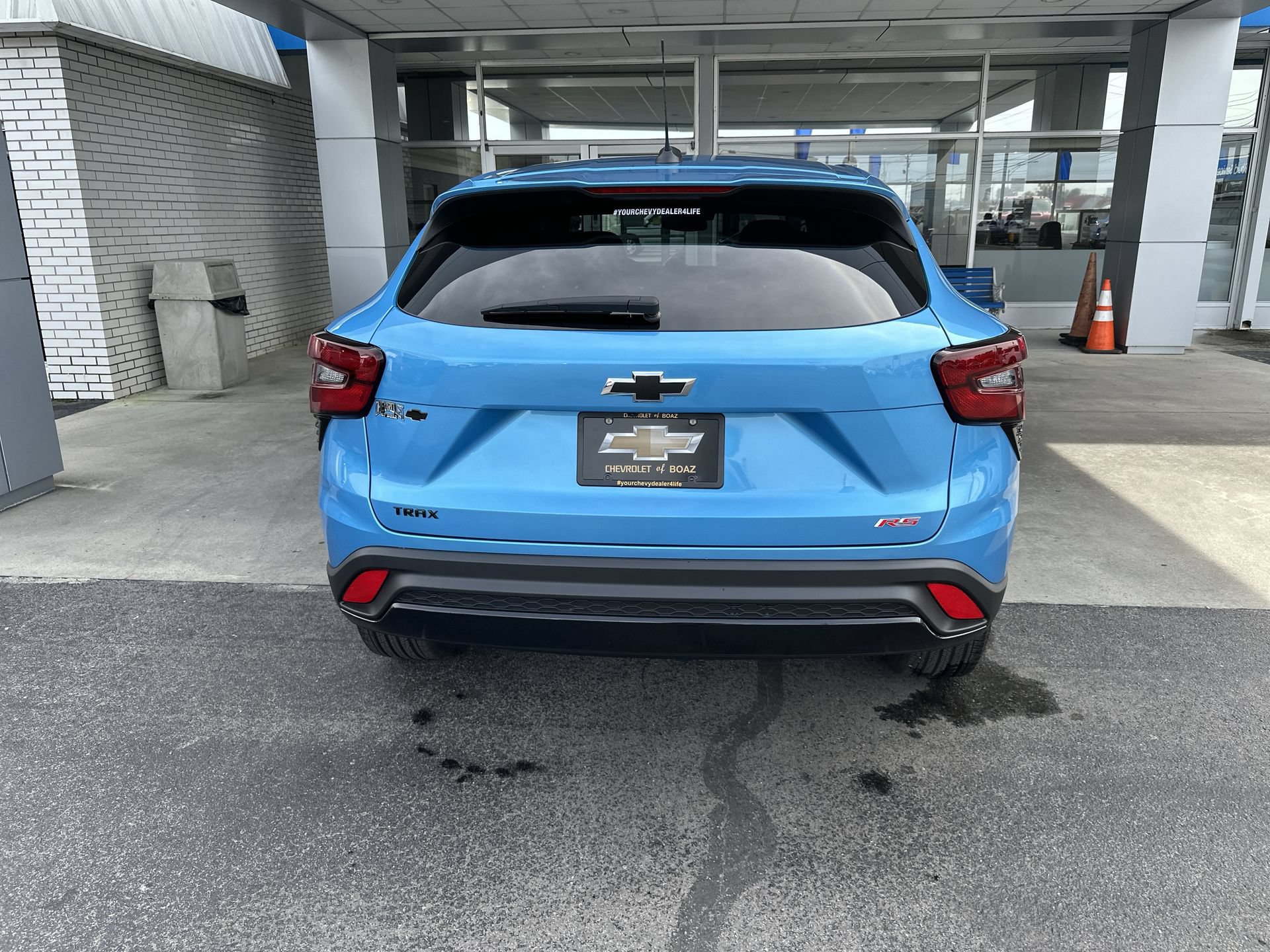 Used 2026 Chevrolet Trax RS w/ Sunroof Package FWD image 32