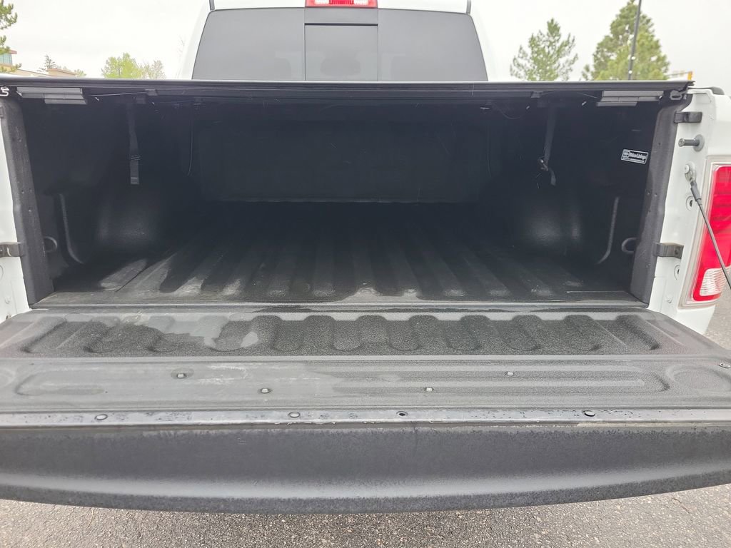 Used 2018 RAM 1500 Laramie w/ Convenience Group AWD/4WD image 14