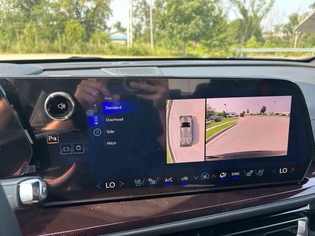 New 2026 Chevrolet Traverse RS w/ LPO, Floor Liner Package image 17