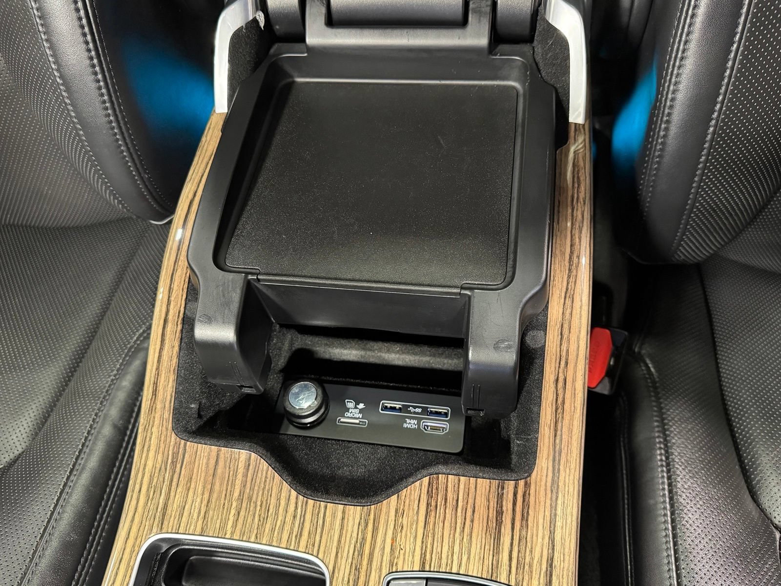 Used 2018 Land Rover Range Rover HSE AWD/4WD image 32