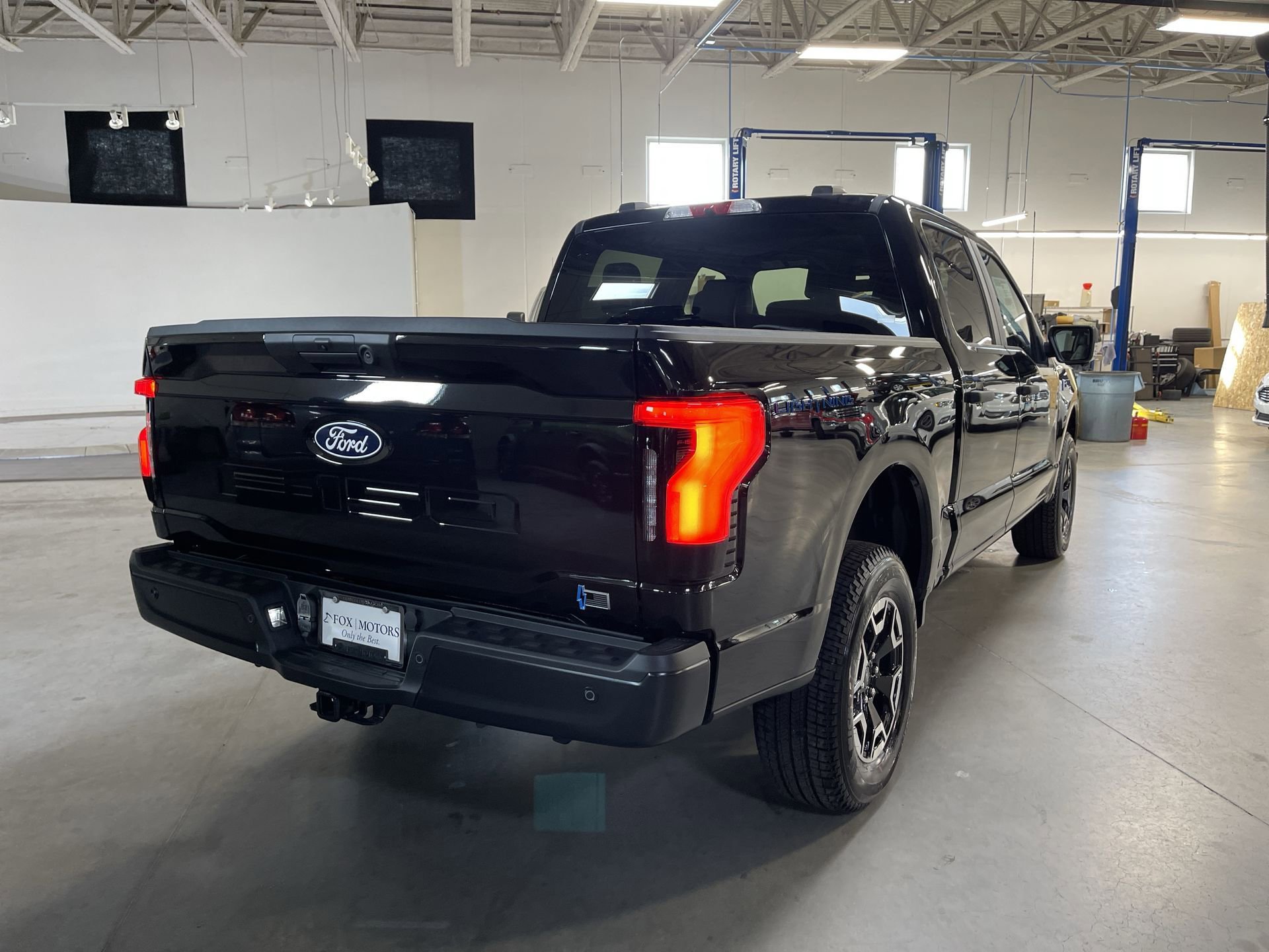 New 2024 Ford F150 Lightning Pro w/ Tow Technology Package image 44