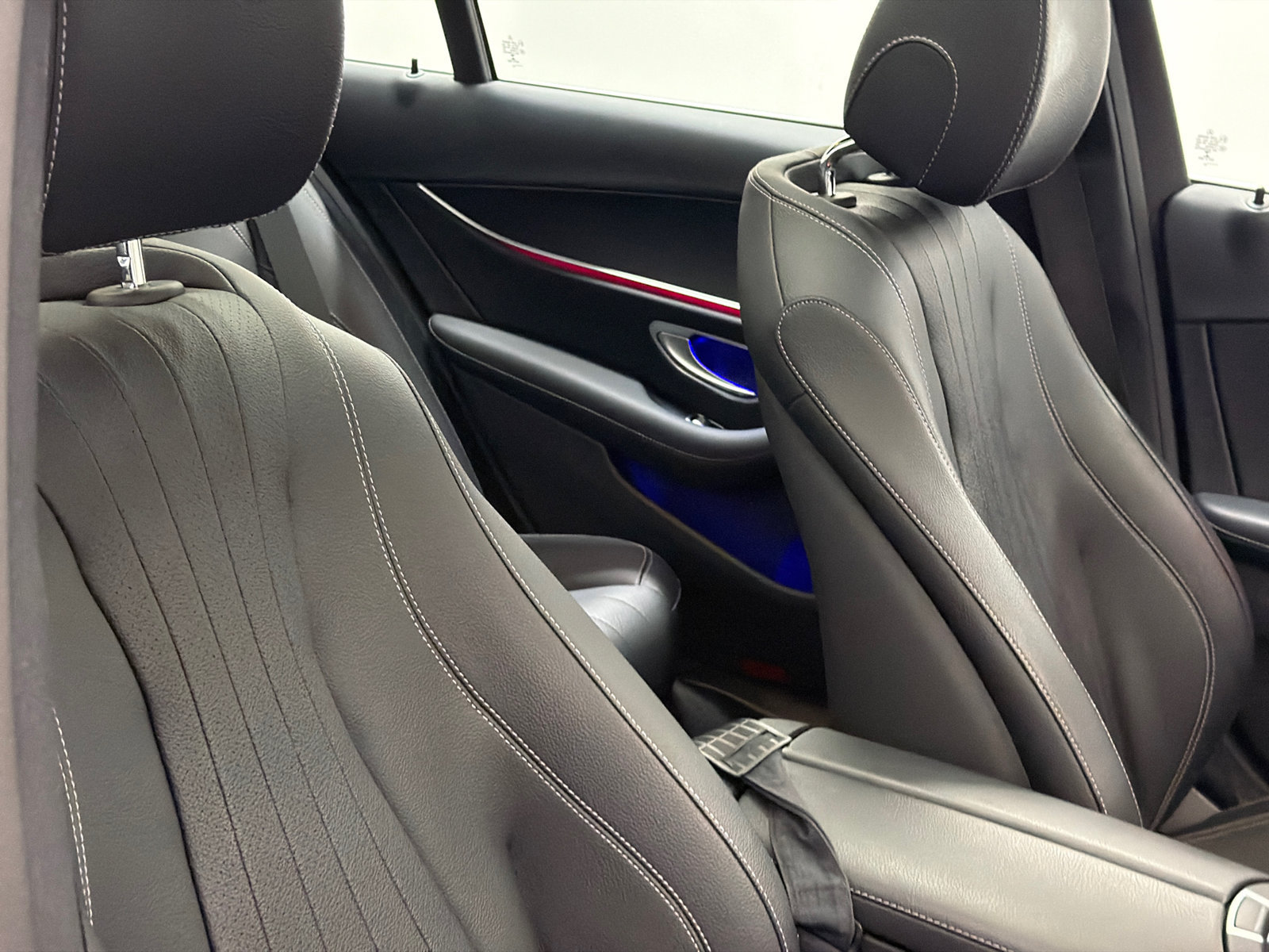 Used 2022 Mercedes-Benz E 450 4MATIC Sedan image 9