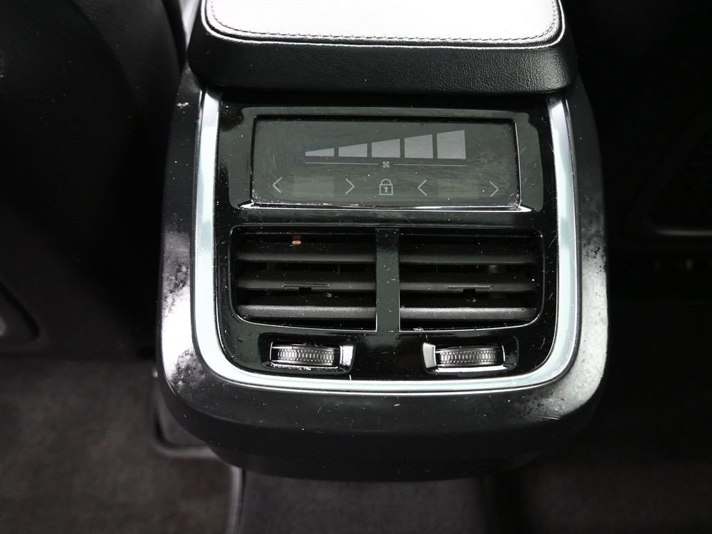 Used 2021 Volvo XC90 T6 Inscription image 40